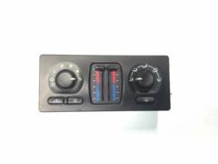 06-09 Trailblazer SS Heater And AC Manual Controls 10395426